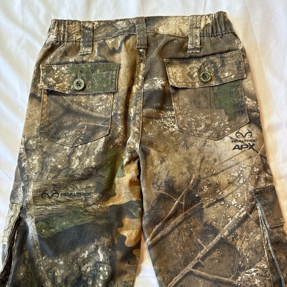 Realtree Kids Camouflage Cargo Pants with Green Accents - Picture 5 of 5